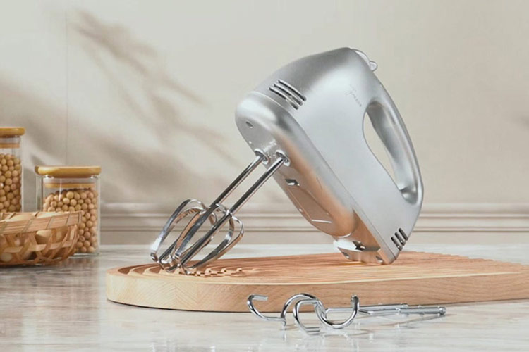 hand-mixer-CX6610-750-500.jpg